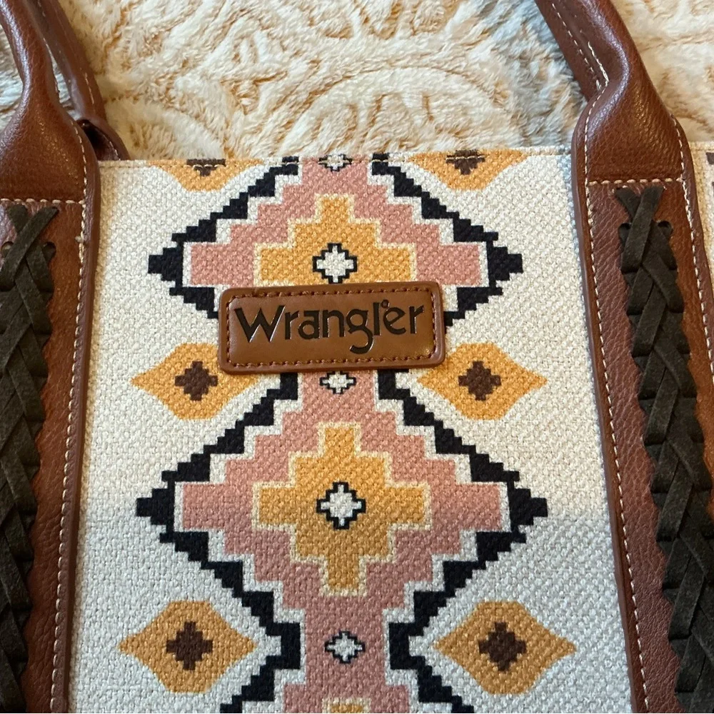 Wrangler Southwestern Aztec Print Tote Bag Cream Brown Faux Leather